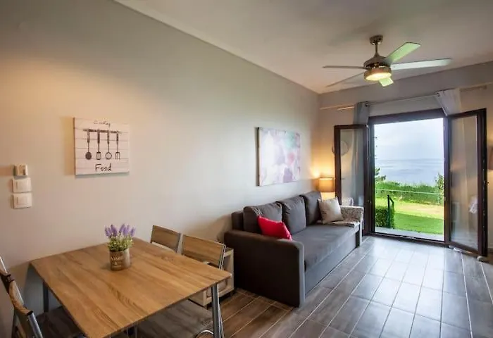 Apartamento Sea View, 100m From The Beach! Mola Kalyva