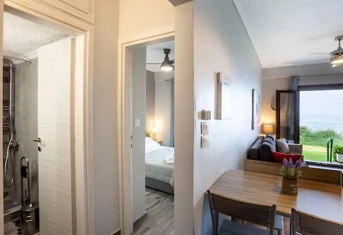 Sea View, 100m From The Beach! * Mola Kalyva